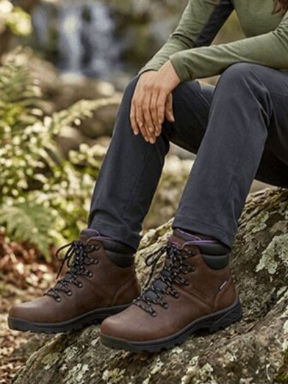 Avenger Brown Hiking Workboots with Purple Trim Size 10M Builder A8125